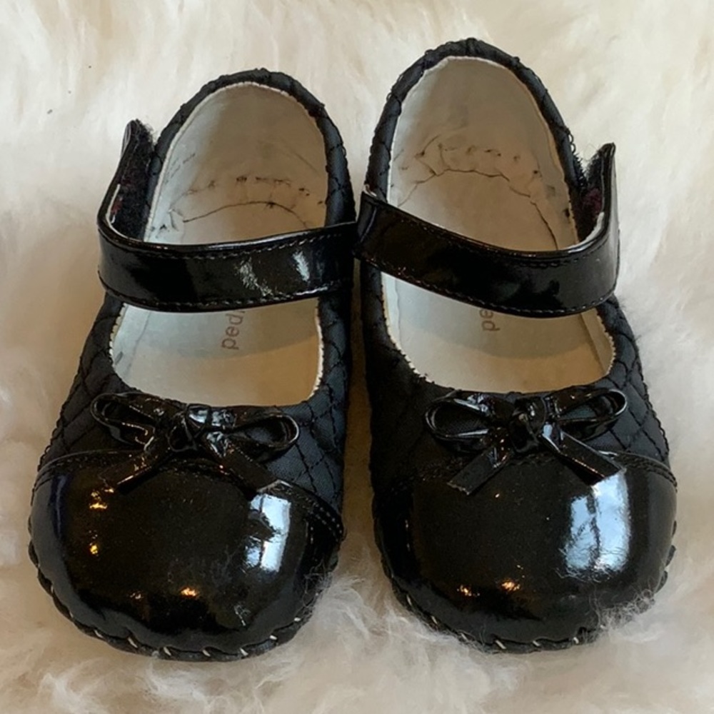Like New Pediped Originals Naomi Crib baby Shoe, Large, 18-24 Month